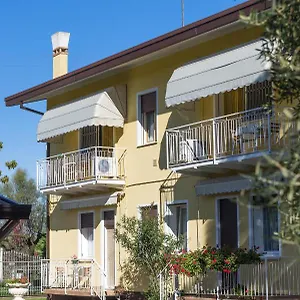 https://appartamenti-bungalows-luca-angiolin.hotelinveneto.com